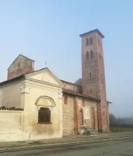 Fianco e campanile - Pieve di San Pietro a Casalvolone