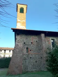 Fianco - Oratorio di Santa Maria Nuova a Sillavengo