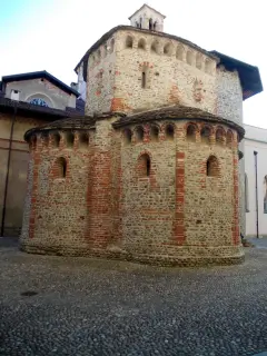 Absidi - Battistero di San Giovanni Battista a Biella