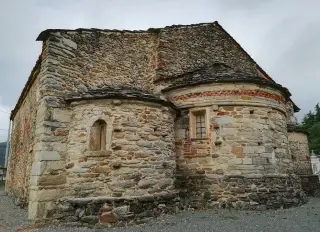 Absidi - Pieve o Chiesa Cimiteriale di Santa Maria Assunta a Netro