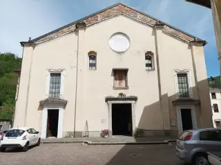 Facciata - Parrocchiale dell' Assunta a Crevacuore