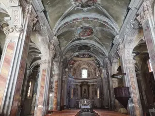 Interno - Parrocchiale dell' Assunta a Crevacuore