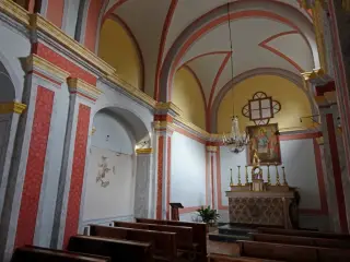 Interno - Oratorio o Chiesa dei Santi Sebastiano e Fabiano a LessonaFrazione Castello