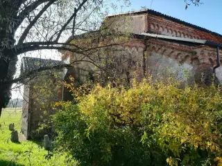 Abside - Chiesa della Madonna di Cerniori o Santa Maria de Cerniori a RoasioFrazione Curavecchia