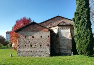 Abside - Chiesa della Madonna di Cerniori o Santa Maria de Cerniori a RoasioFrazione Curavecchia