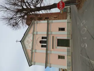 Facciata e campanile - Chiesa di Santa Maria dell'Isola a Montanaro
