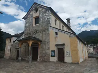 Vista - Parrocchiale della Natività di Maria a Trontano