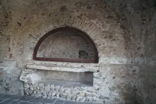 Sepolcro di Litulfo - Parrocchiale di San Vincenzo in Castro a Pombia