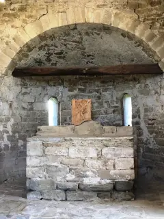 Interno - Cappella di San Sebastiano a Bergolo