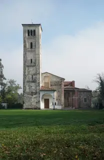 Facciata e campanile - Santuario della Madonna delle Grazie o Santa Maria delle Grazie a Borgo Ticino