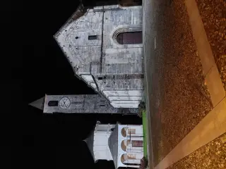 Vista notturna - Parrocchiale dei Santi Gervaso e Protaso a Baveno