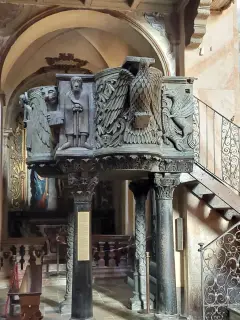 Ambone - Basilica di San Giulio a Orta San GiulioFrazione Isola di San Giulio