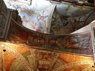 Santa Apollonia e Santa Dorotea - Basilica di San Giulio a Orta San GiulioFrazione Isola di San Giulio