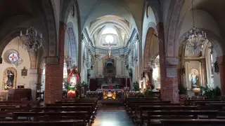 Interno - Parrocchiale dei Santi Giulitta e Quirico a Borgo San Martino