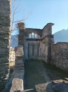 Ruderi - Oratorio di San Maurizio a VilladossolaFrazione Piaggio