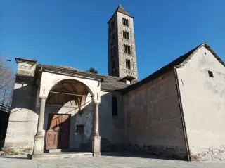 Facciata e campanile - Parrocchiale di San Bartolomeo a Villadossola