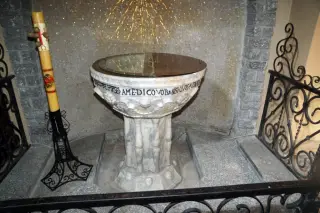 Fonte battesimale del 1566 - Parrocchiale di Santo Stefano a Crodo