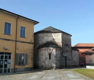Vista - Battistero di San Giovanni o di Santa Maria Assunta a Cureggio