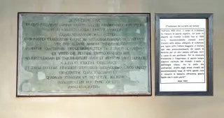 Lapide e traduzione - Chiesa di San Lorenzo a Gozzano