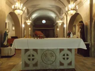 Interno visto dall'altare - Chiesa di Santa Maria della Spina a Val Della TorreFrazione Brione