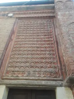 Fianco sinistro - Particolare - Chiesa di Santa Caterina a Vigone