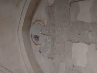 Tracce di affresco nella navata sinistra - Chiesa di San Francesco a Cuneo