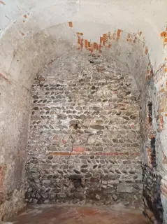 Interno - Cantina dei Santi a Romagnano Sesia