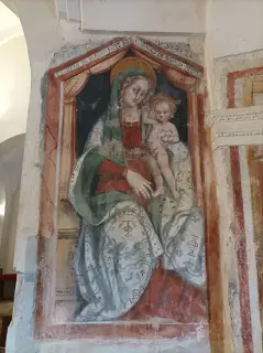 Madonna col Bambino - Pieve di Santa Maria di Naula a Serravalle SesiaFrazione Piane Sesia