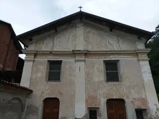 Facciata - Chiesa del Nome di Maria a Serravalle SesiaFrazione Bornate