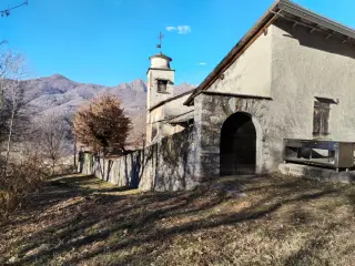 Campanile - Chiesa di San Giovanni al Monte a Quarona