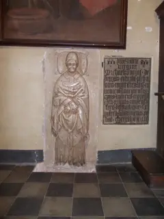 Lastra sepolcrale Michael Suavis 1474 - Chiesa di San Giovanni Battista a Caraglio