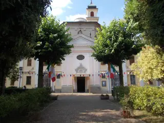 Facciata - Cappella della Madonna del Castello a Caraglio