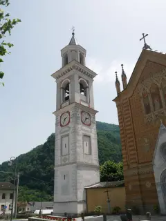 Campanile - Parrocchiale dei Santi Cosma e Damiano a San Damiano Macra