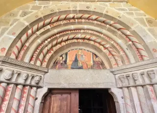 Portale dettaglio - Parrocchiale di Santa Maria Assunta a ElvaFrazione Serre