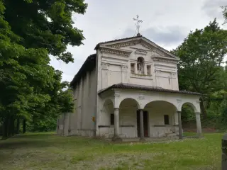 Facciata - Chiesa di Sant'Antonio Abate de Monteperosio a Azeglio