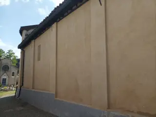 Fianco - Cappella di San Colombano a Belforte MonferratoFrazione San Colombano