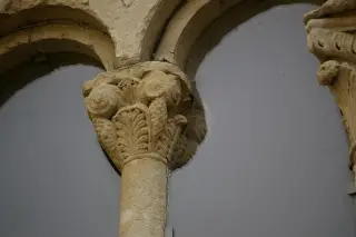 Nartece - Capitelli - Duomo o Cattedrale o Basilica di Sant'Evasio a Casale Monferrato