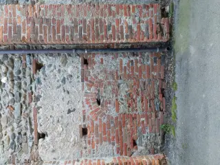 Porta tamponata - Chiesa di San Martino a Borgomasino