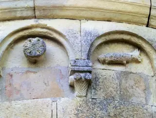 Scultura e capitello - Chiesa di San Marziano o Santa Agata a Viarigi