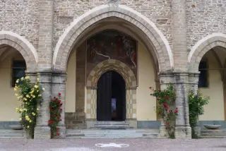 Facciata - Parrocchiale di San Giovanni a Bossolasco