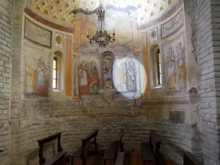 Catino abside antica con un curioso gioco di luce - Chiesa di San Giovanni delle Conche a CalamandranaFrazione Valle San Giovanni