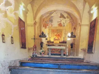 Interno (dal pannello illustrativo) - Chiesa di Santo Stefano e Santa Libera o Liberata a Rocca d'Arazzo