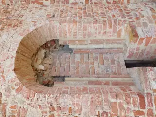 Monofora - Chiesa di Santa Maria de Flesco o Madonna delle Ciappellette a Rocchetta Tanaro