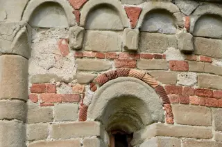 Abside Dettagli - Chiesa di San Lorenzo a Mombello di TorinoFrazione Barbaso
