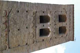 Campanile dettagli - Torre Campanaria di Santa Giulia a Monastero Bormida