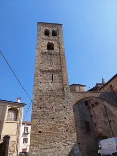 Campanile - Torre Campanaria di Santa Giulia a Monastero Bormida