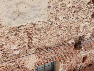 Corsi di mattoni a lisca di pesce - Chiesa di San Giovanni Battista Lontano a Bra