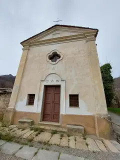 Facciata cappella - Chiesa dei Santi Gervasio e Protasio a CumianaFrazione Costa