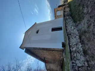 Facciata e fianco sinistro - Parrocchiale di San Desiderio a San Didero
