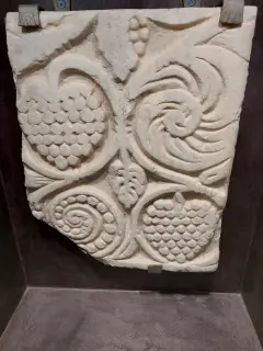 Frammenti scultorei - Duomo o Cattedrale di San Lorenzo a Alba